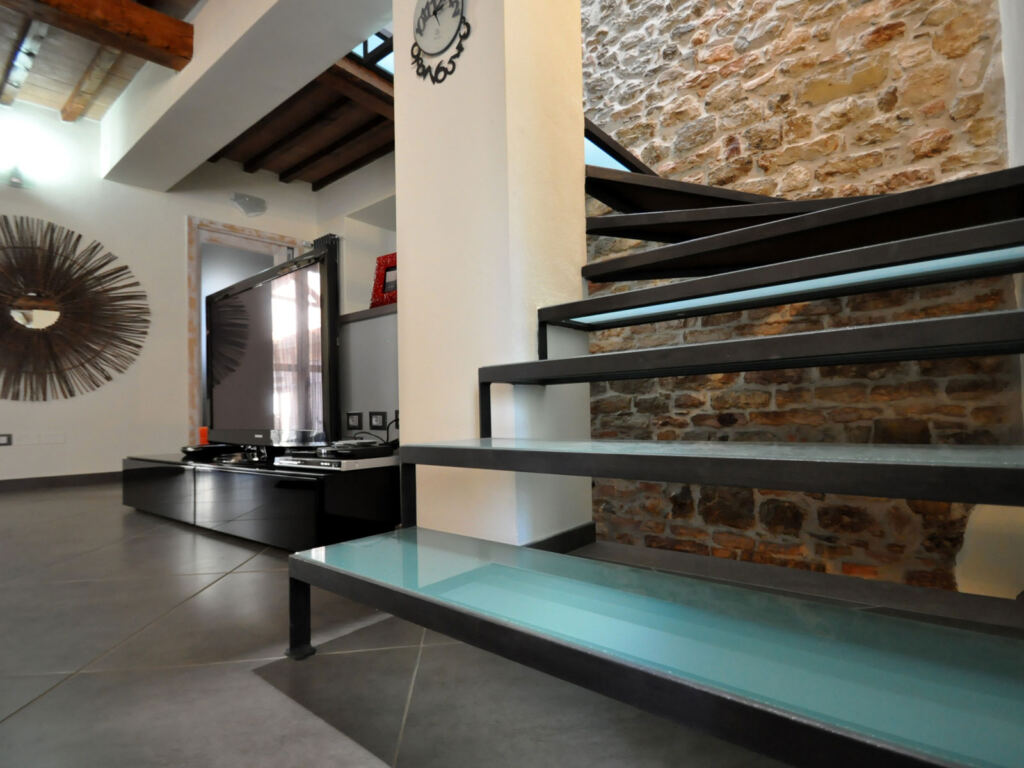 slide-viamagenta-3.jpg